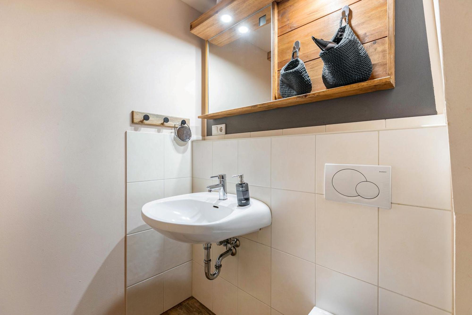 Blauquarz Und Rauchquarz Apartment Reussenkoge ภายนอก รูปภาพ