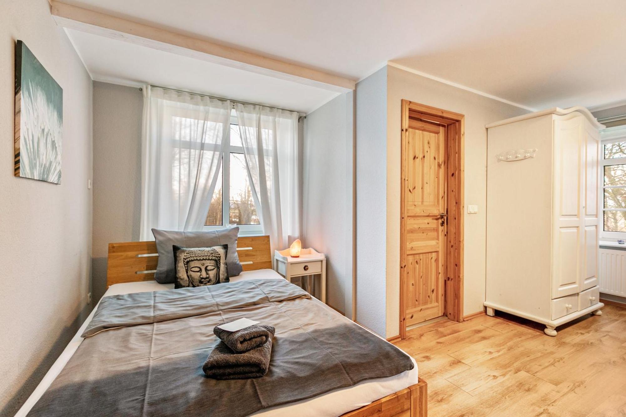 Blauquarz Und Rauchquarz Apartment Reussenkoge ภายนอก รูปภาพ